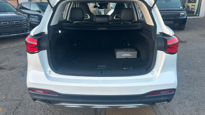 MG Hs 1.5 T-GDI Exclusive 5dr Petrol Hatchback